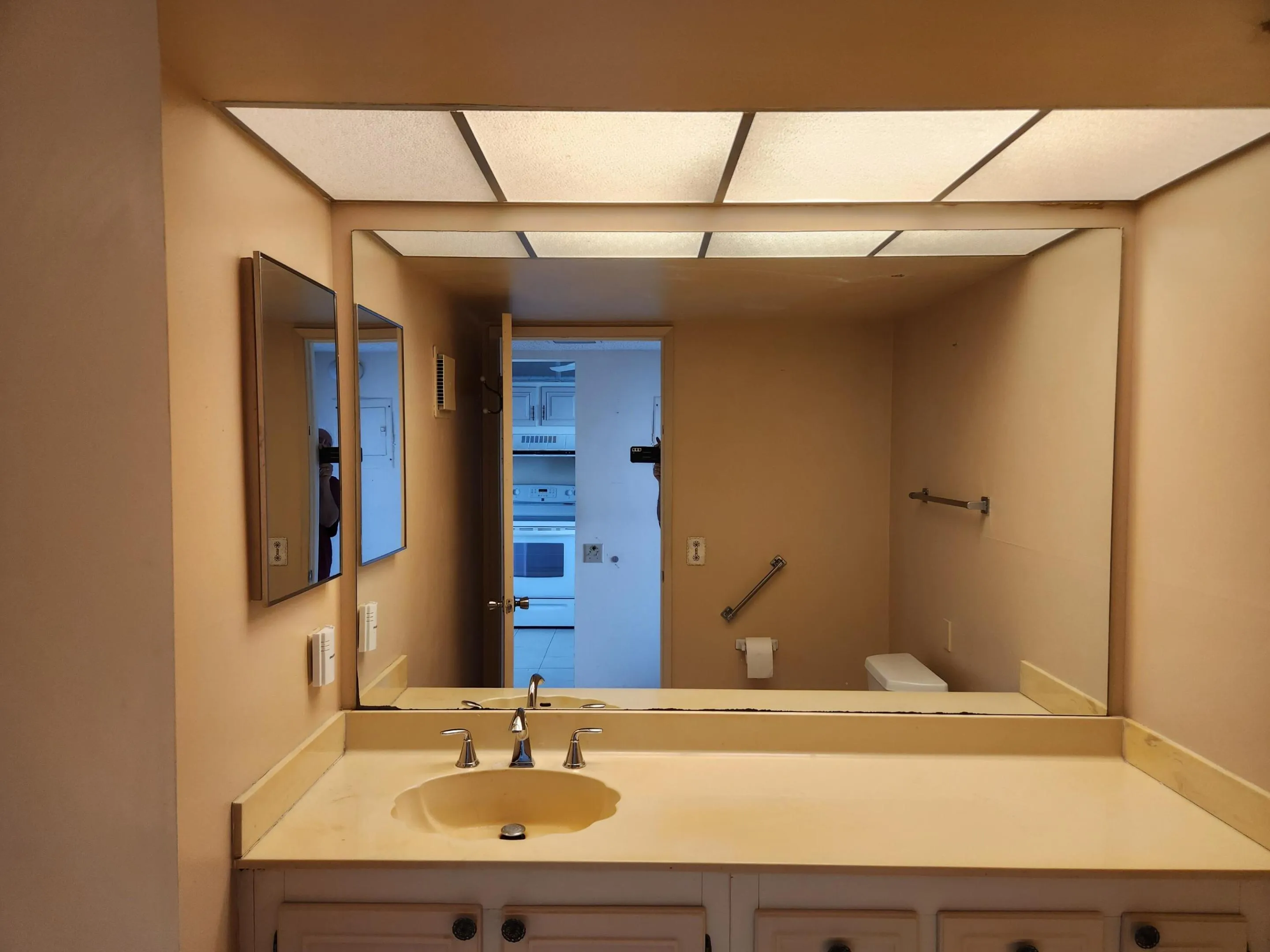 Bathroom Sink 2