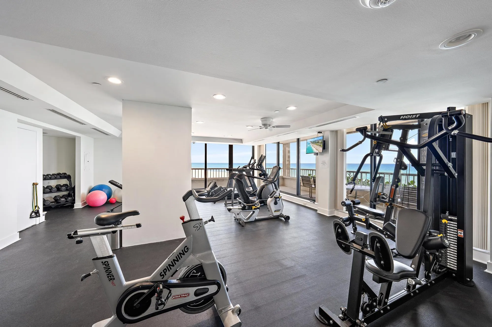 5250 N Ocean Dr unit 10s-33