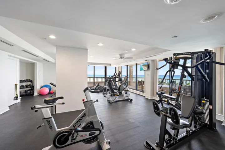 5250 N Ocean Dr unit 10s-33