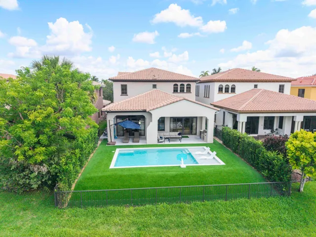 9594 Ginger Ct_014