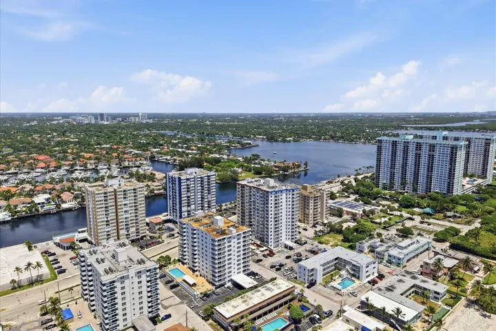 57-1601 S Ocean Dr #506_057
