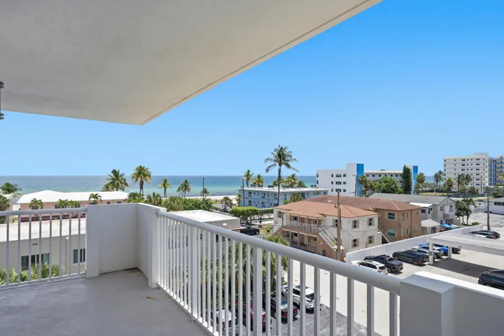 38-1601 S Ocean Dr #506_038