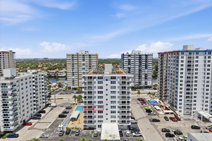 52-1601 S Ocean Dr #506_052