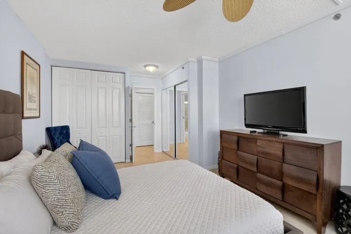 lots of closets space