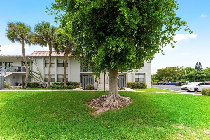 002-105TropicIsleDrive-22-DelrayBeach-FL