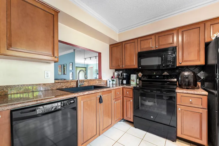 009-105TropicIsleDrive-22-DelrayBeach-FL