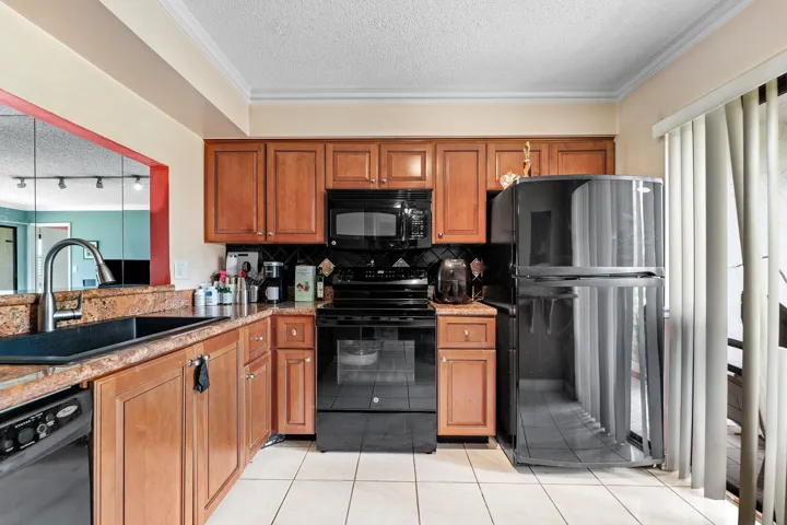 008-105TropicIsleDrive-22-DelrayBeach-FL