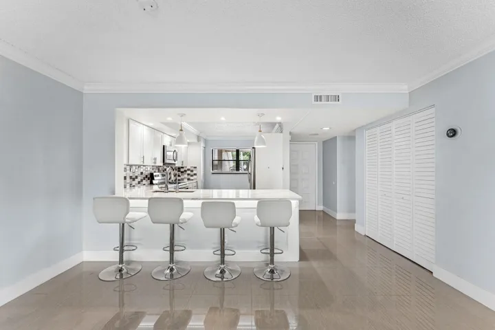 006-12926BriarlakeDrive-201-WestPalmBeac
