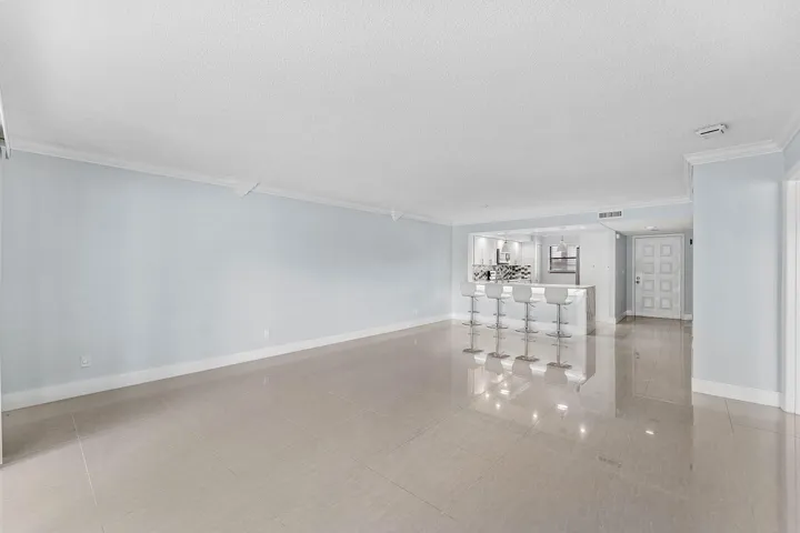 016-12926BriarlakeDrive-201-WestPalmBeac