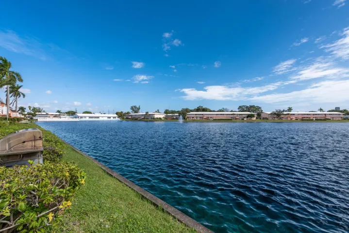 925 SW 11 Ave #3.-19