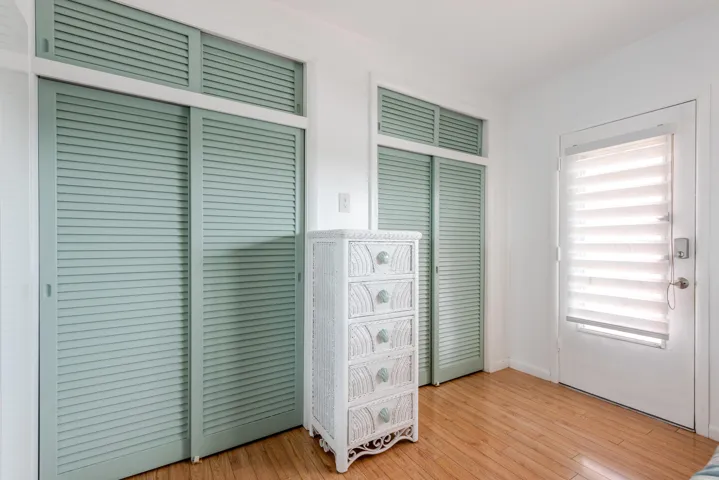 925 SW 11 Ave #3.-16