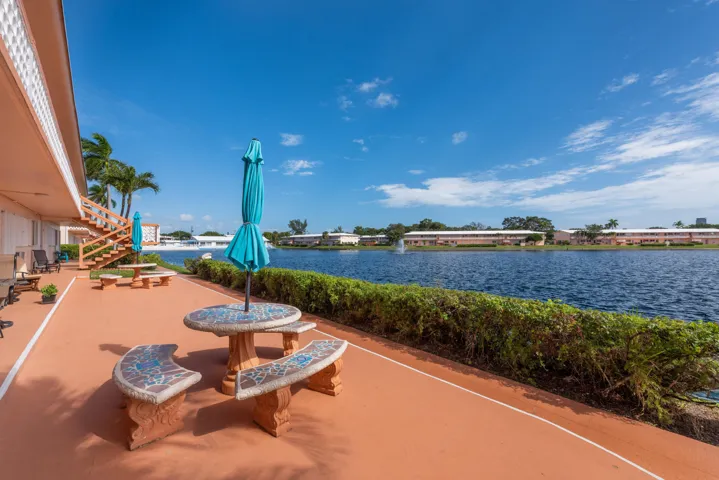 925 SW 11 Ave #3.-18