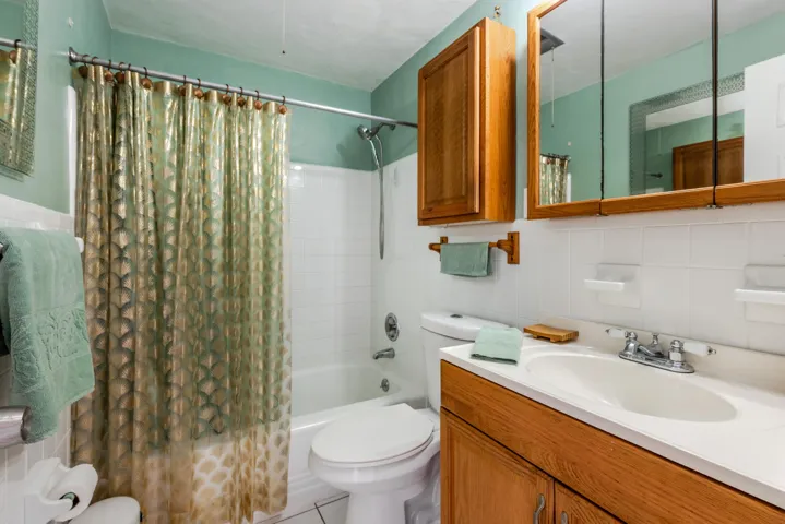 925 SW 11 Ave #3.-13