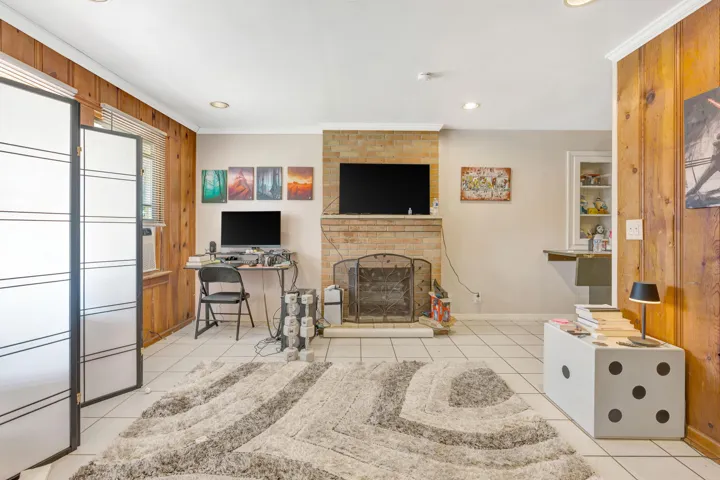 _MLP6931
