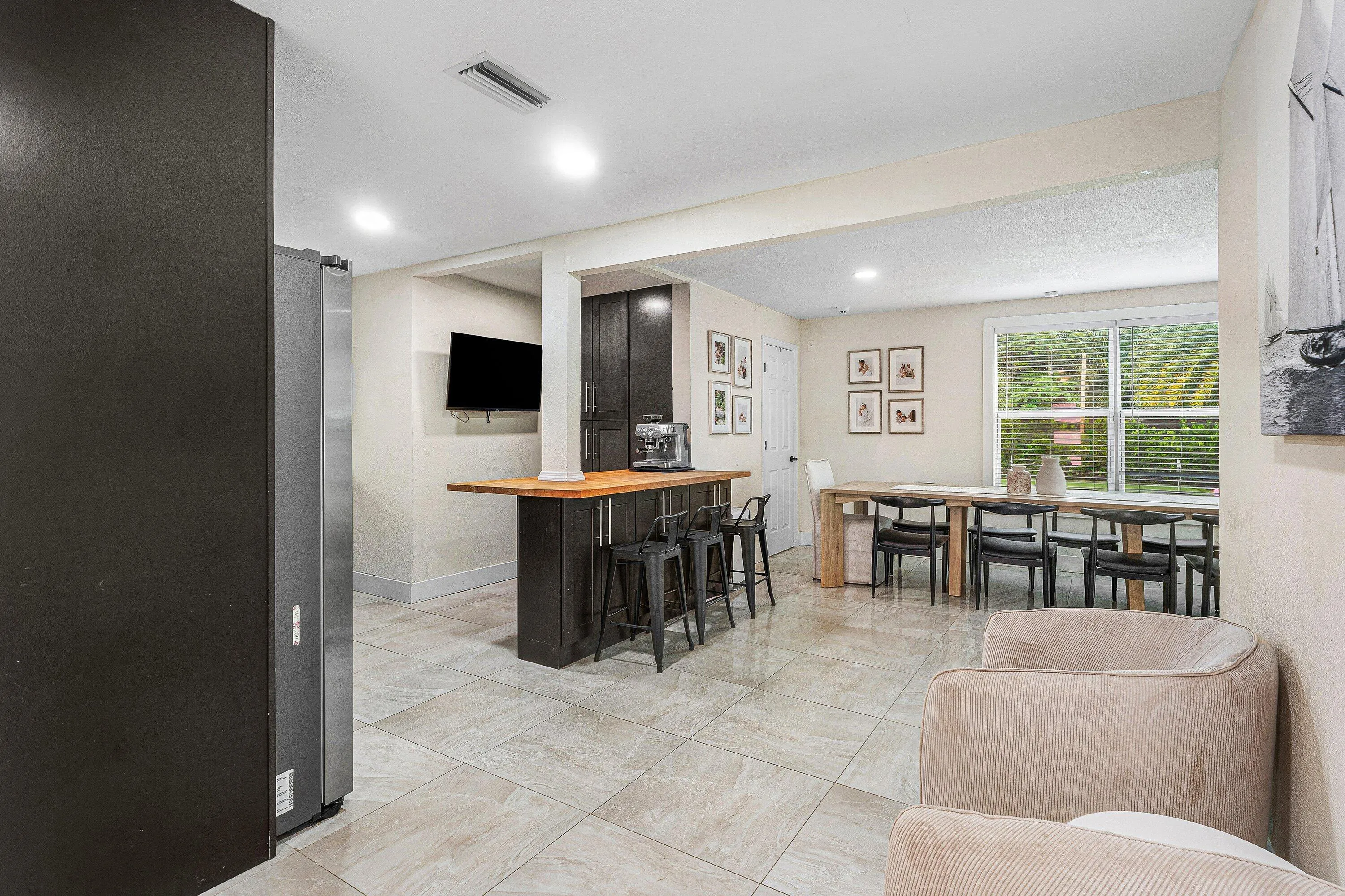 010-711LaurelDrive-WestPalmBeach-FL-3340