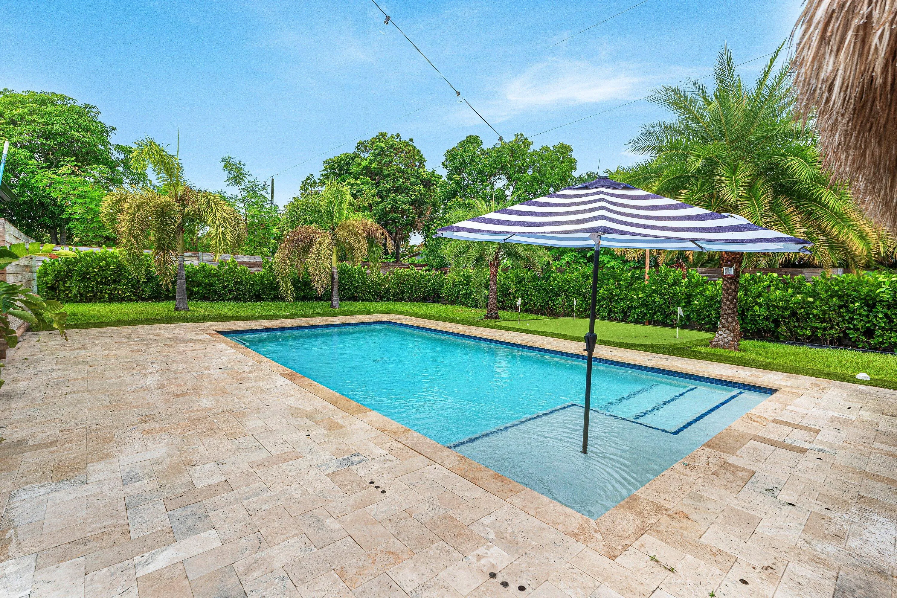 027-711LaurelDrive-WestPalmBeach-FL-3340