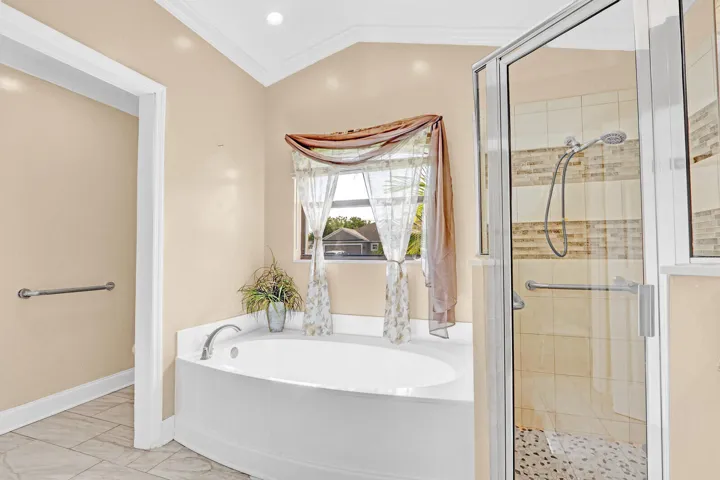 Master Ensuite