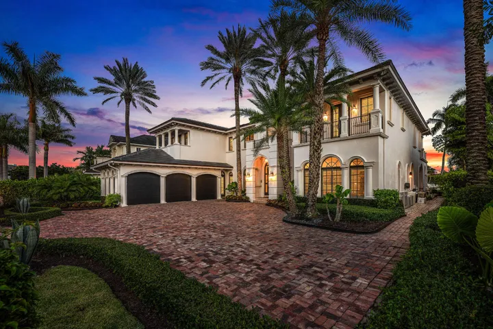 450_South_Maya_Palm_Drive_Dusk_08