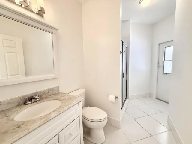 3RD CABANA BATH