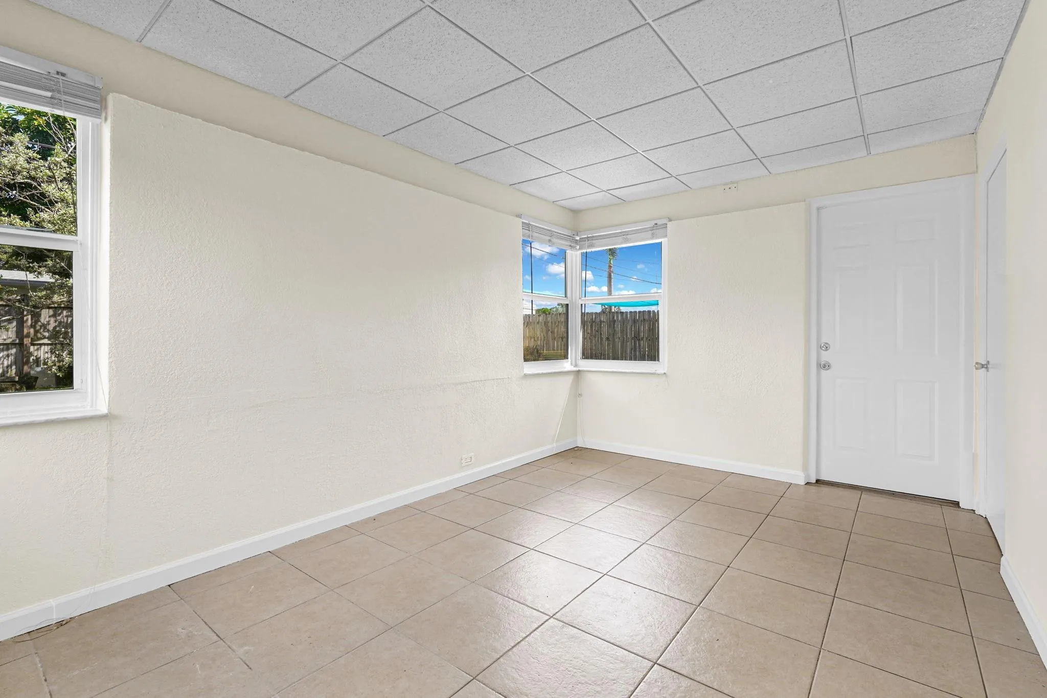 Photo 37