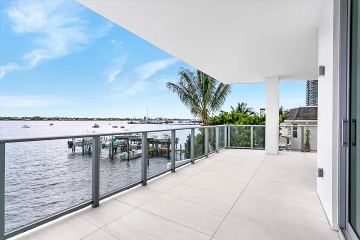 2nd Floor Balcony