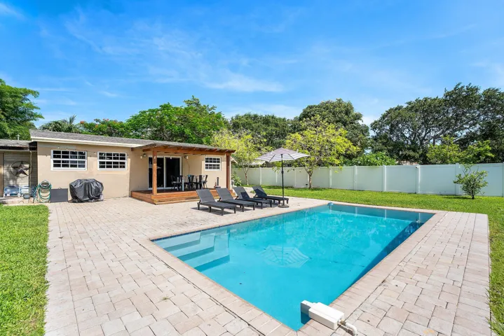 037-1638Northeast3rdAvenue-DelrayBeach-F