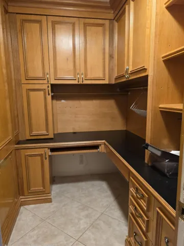 Office.Bonus Room