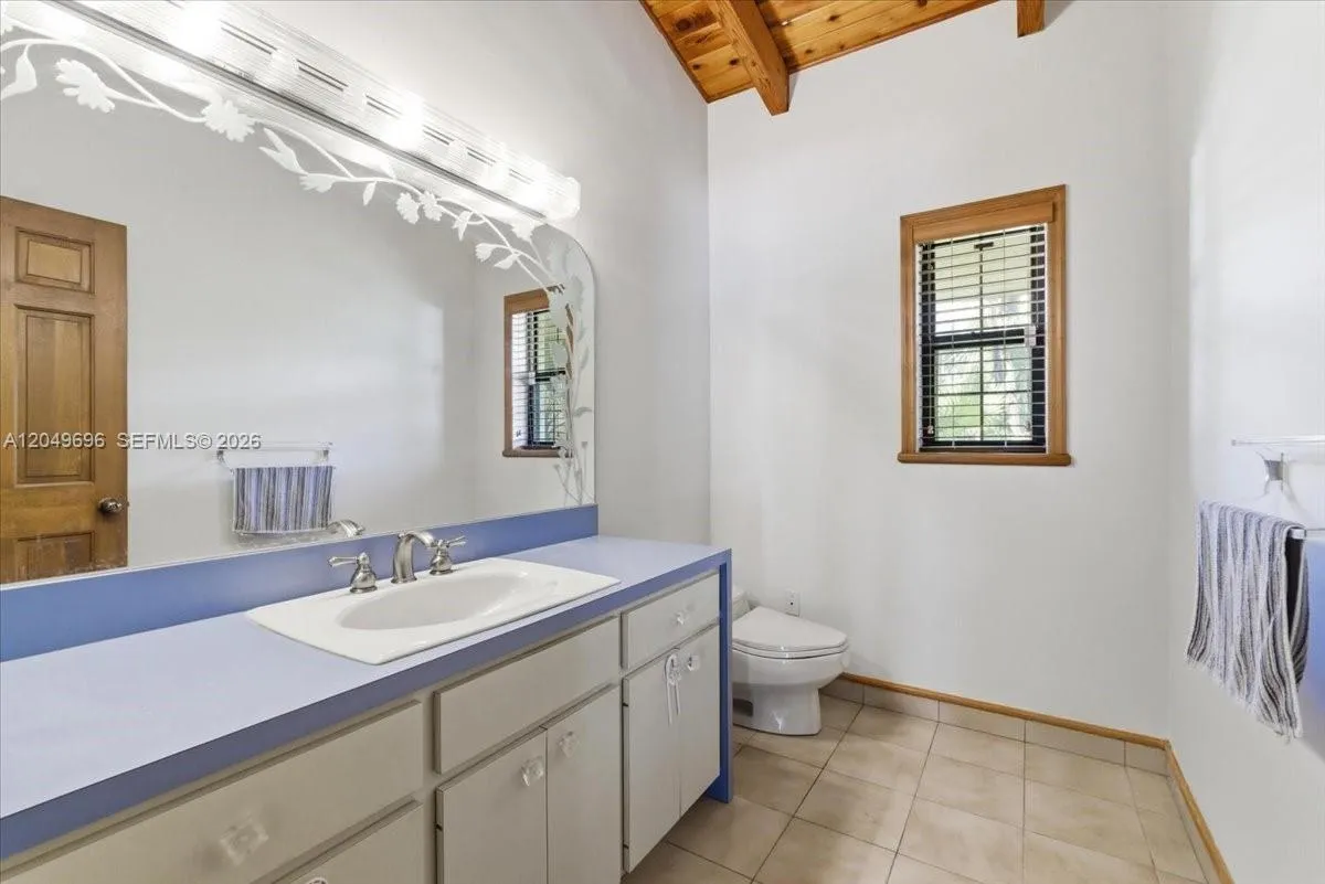 Property photo 82