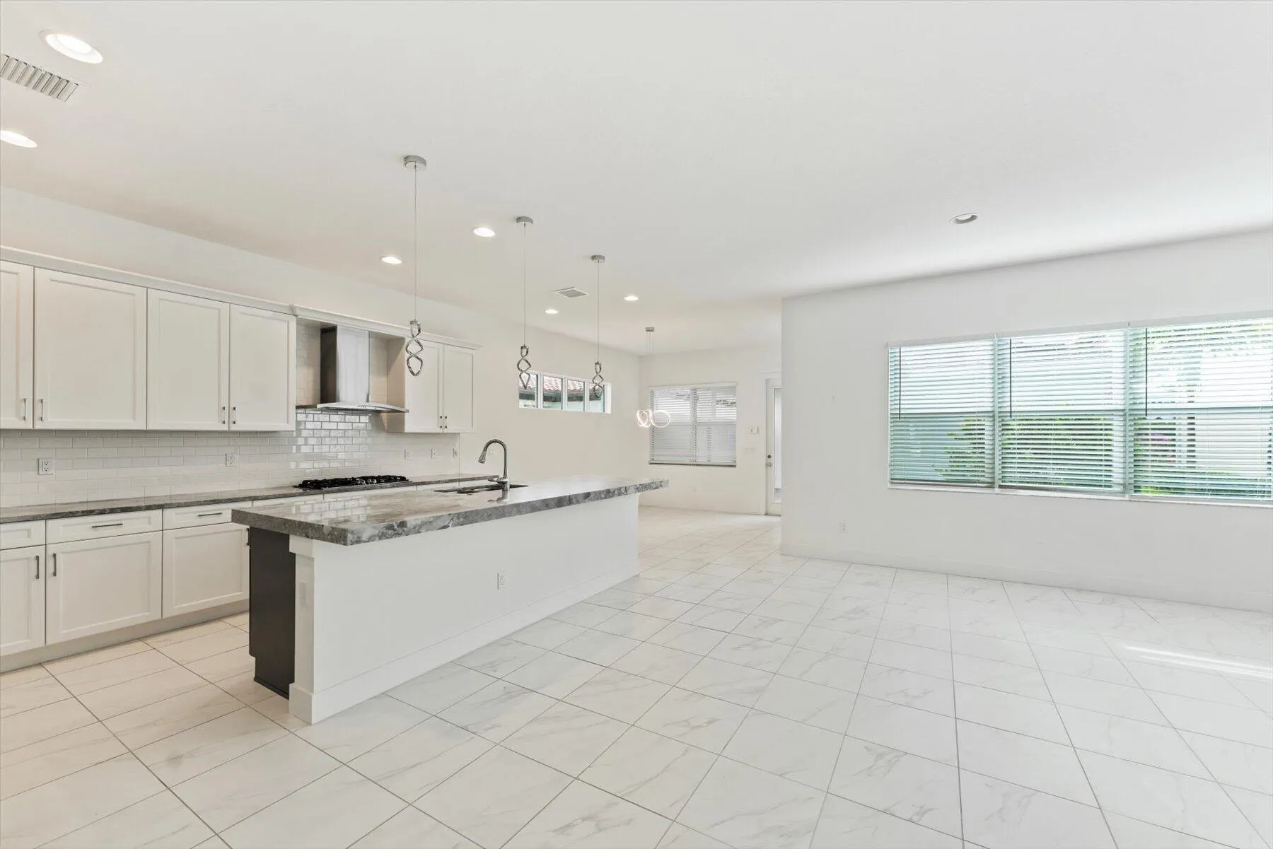 13461 Machiavelli Way (7)