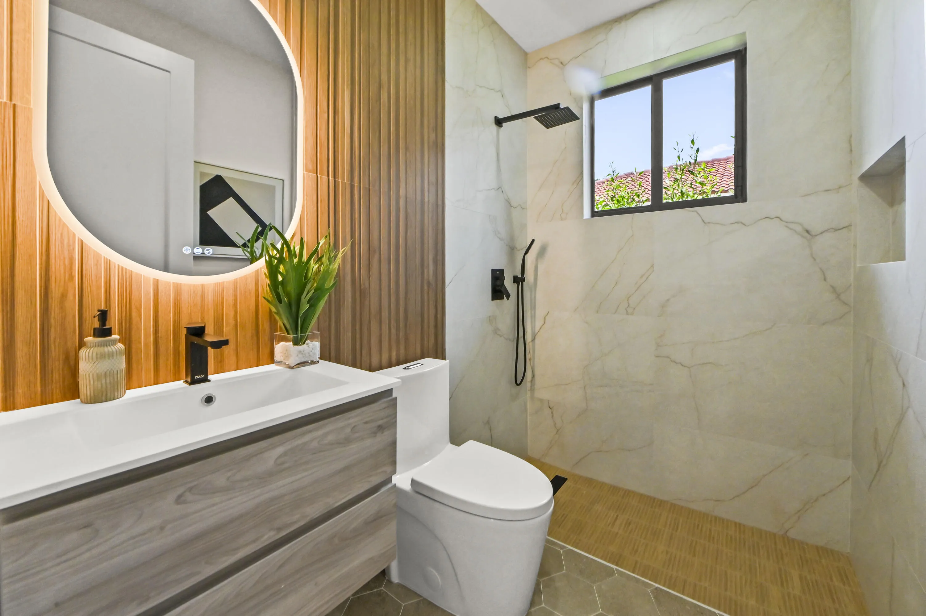 21 Bathroom 01