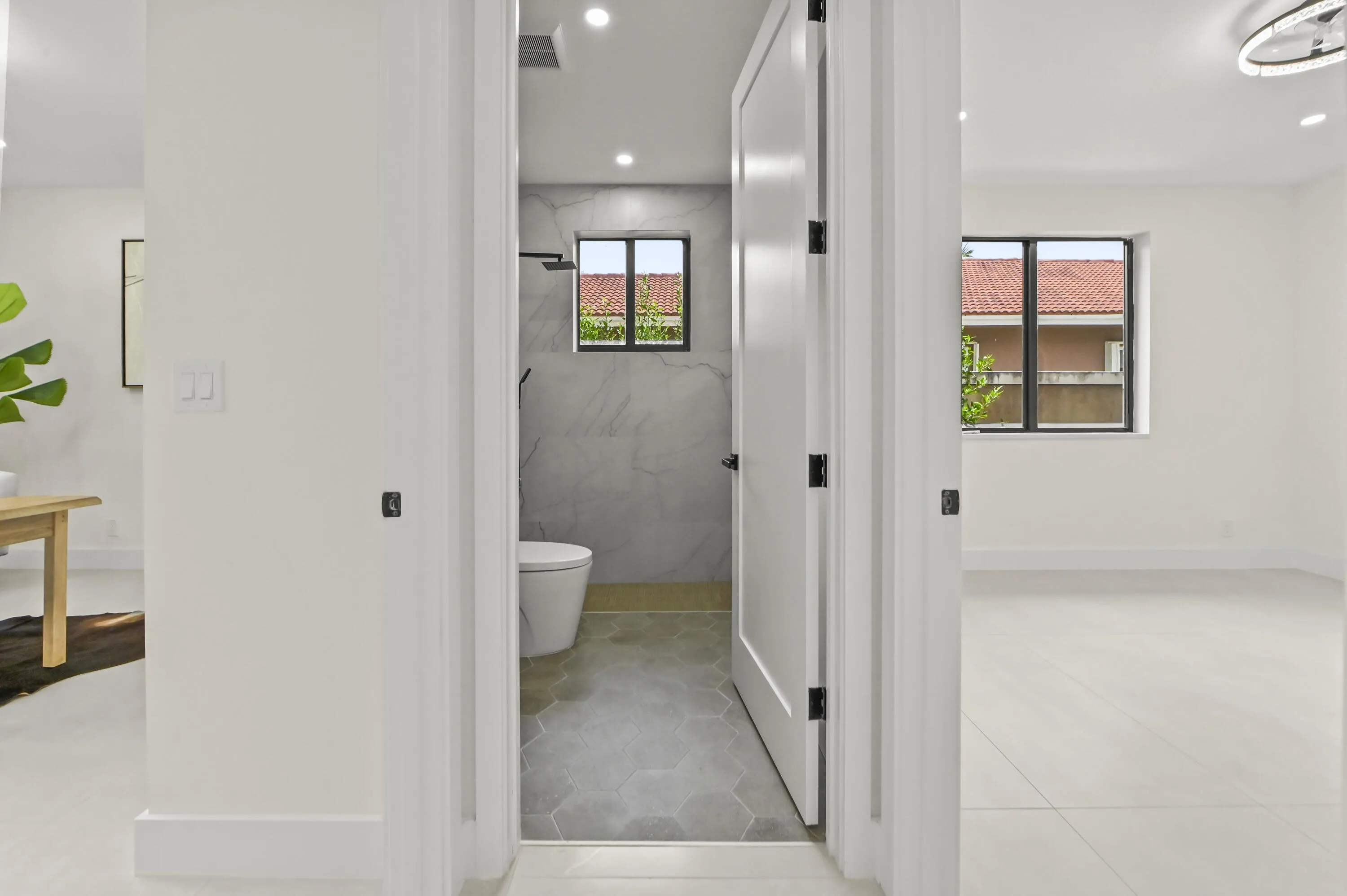 20 Hallway 01