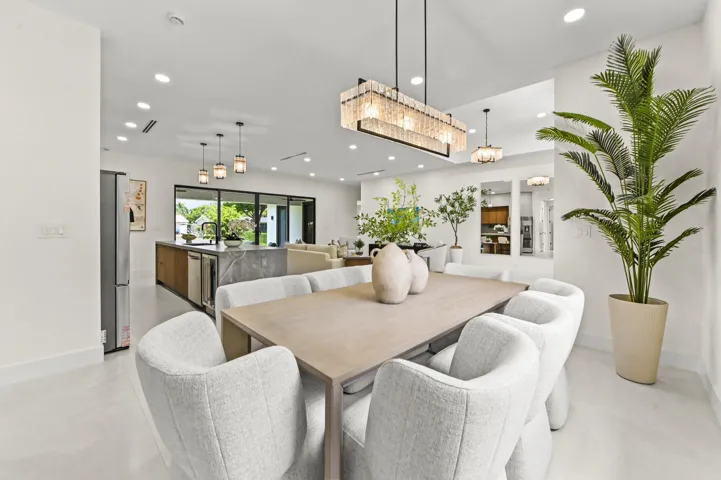 15 Dining room 02