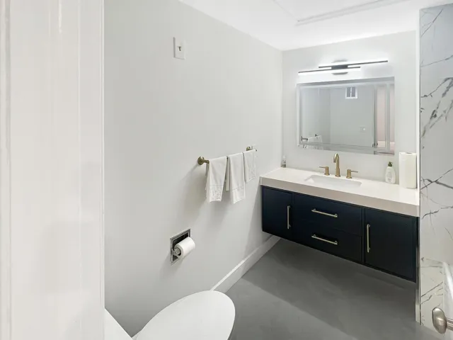 Sleek design bathroom