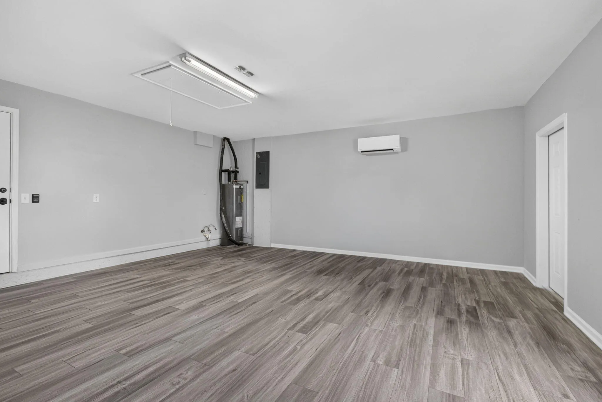 Converted garage/Flex Room