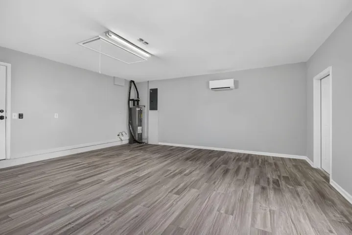 Converted garage/Flex Room