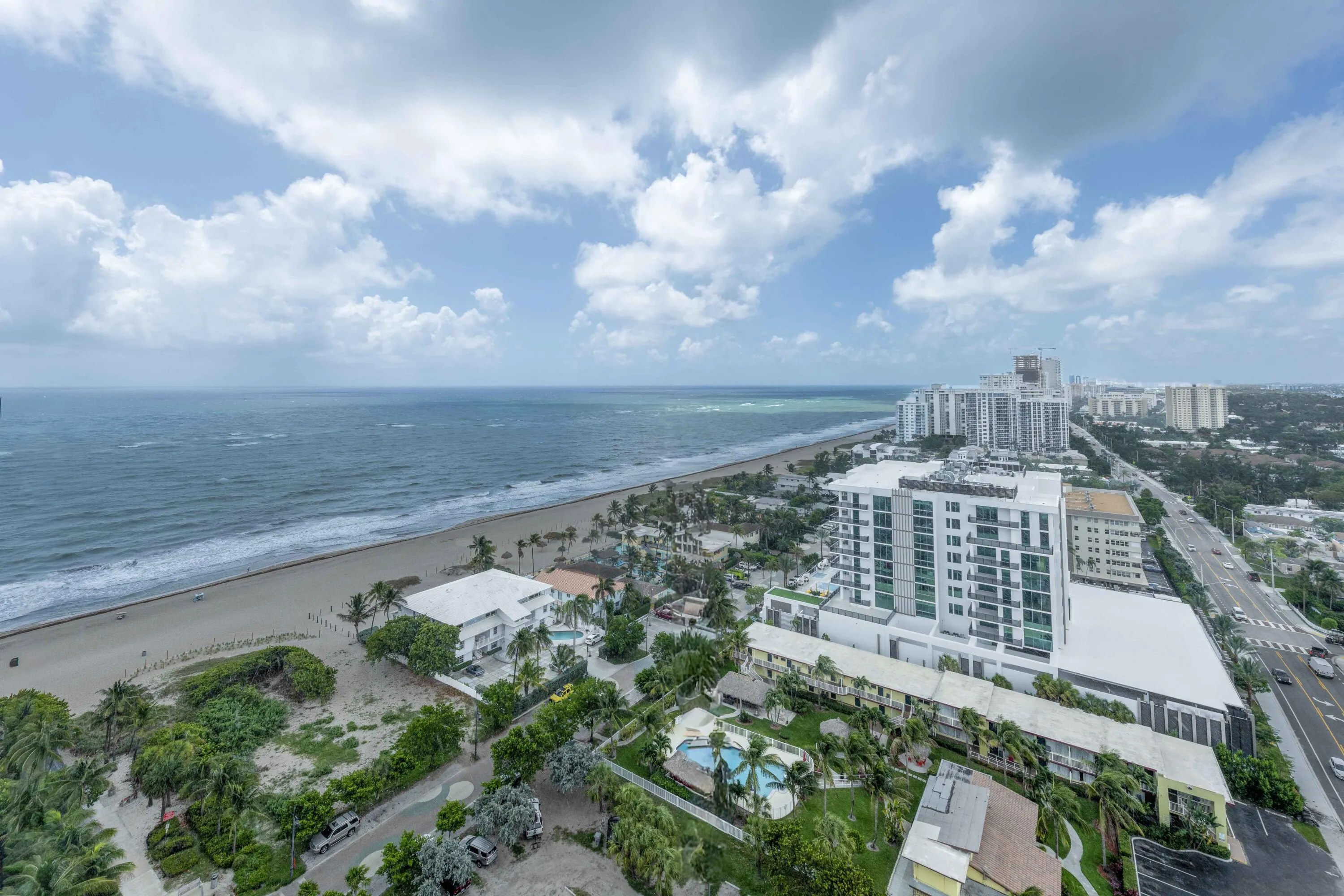 Pompano Condo Biulding