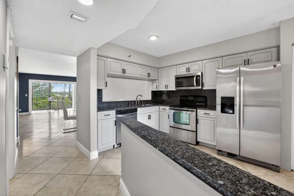 condo 2