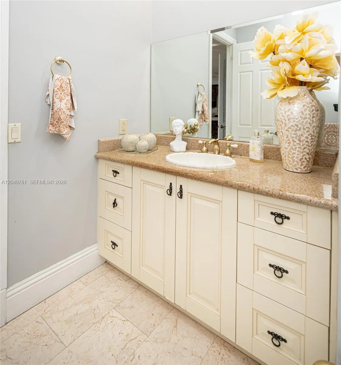Property photo 96
