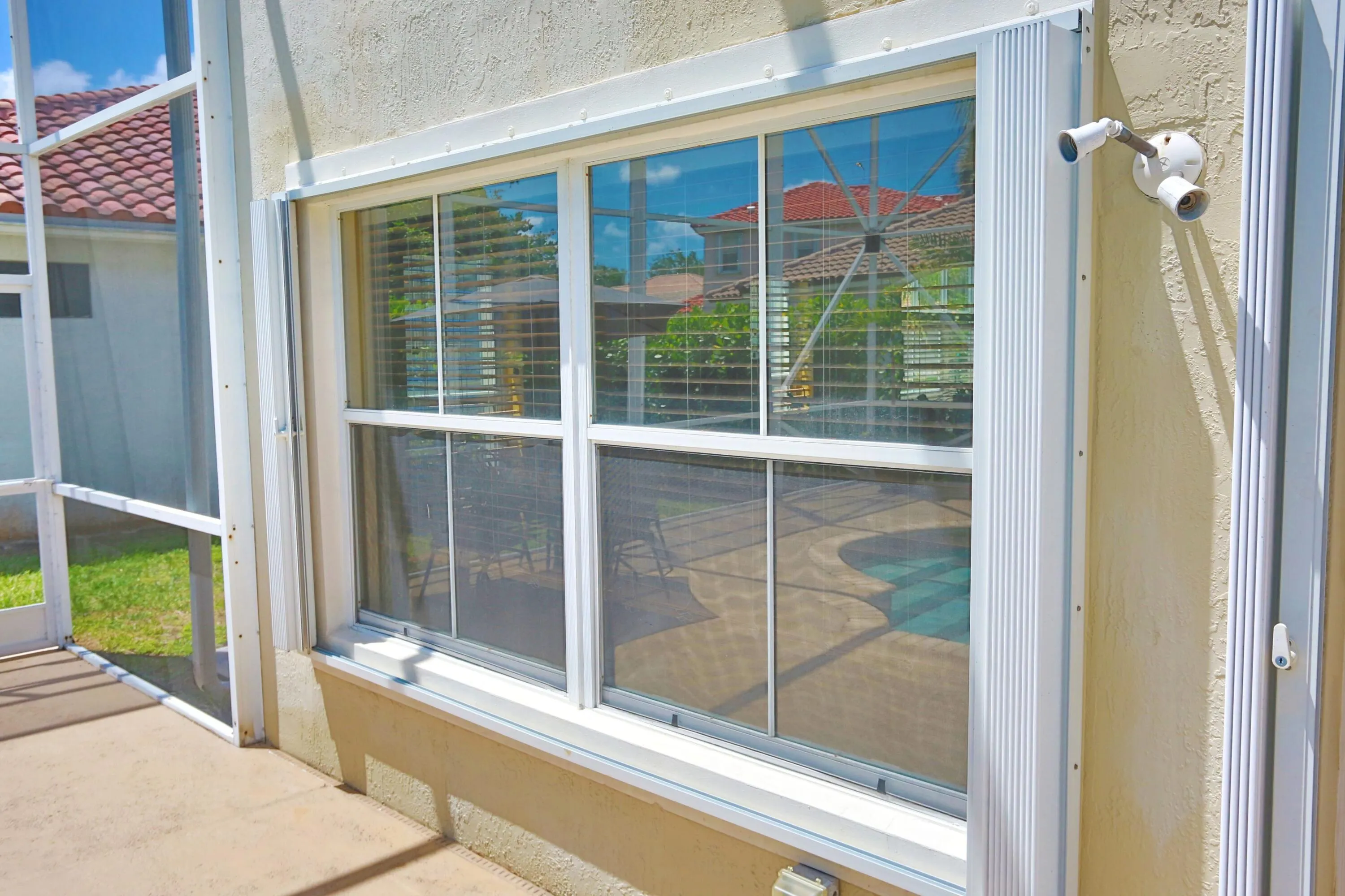 ACCORDION SHUTTERS