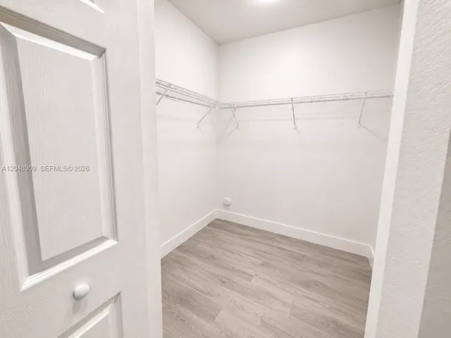 WC main bedroom