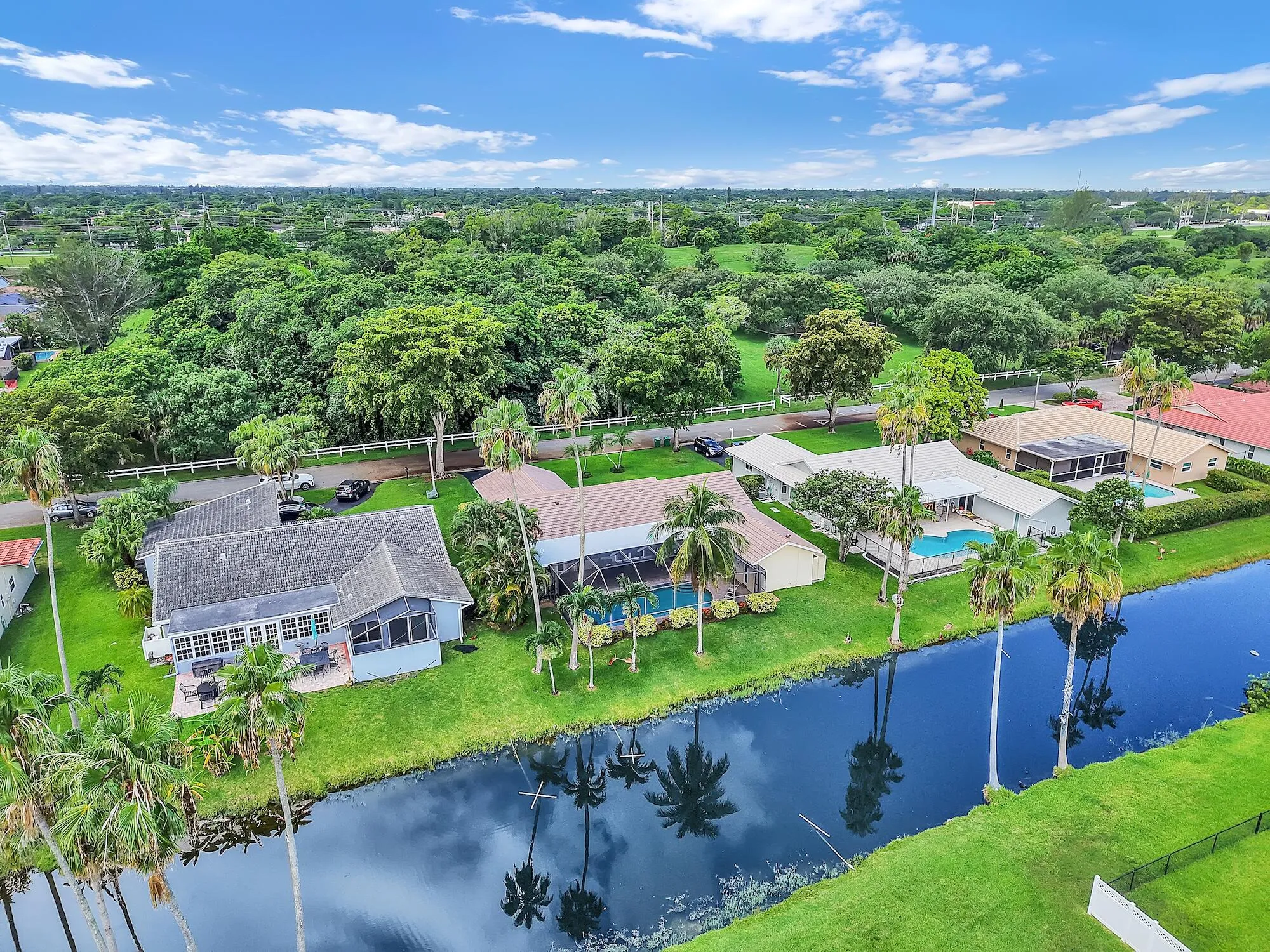 8975 NW First St Coral Springs 19