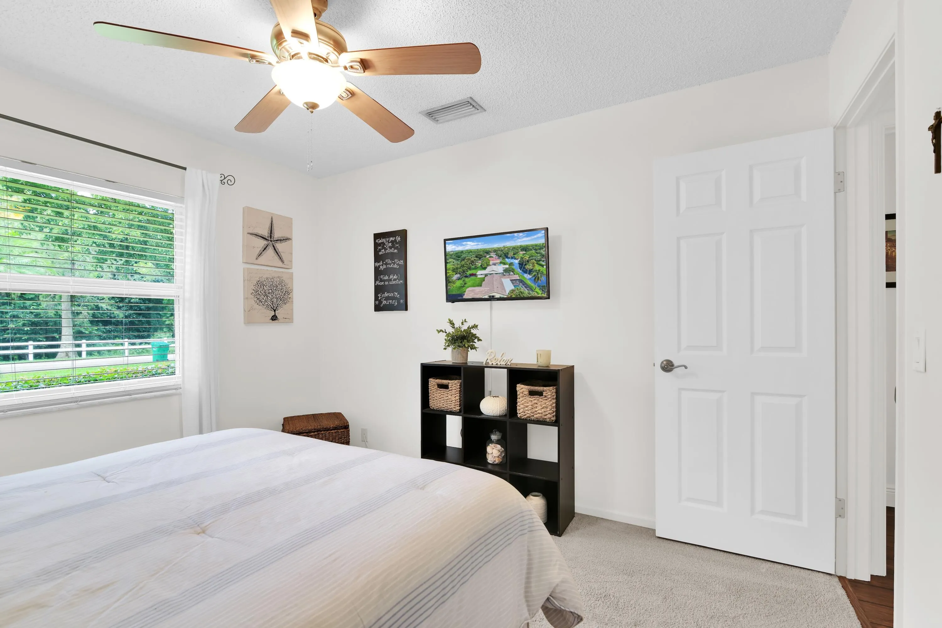8975 NW First St Coral Springs 66