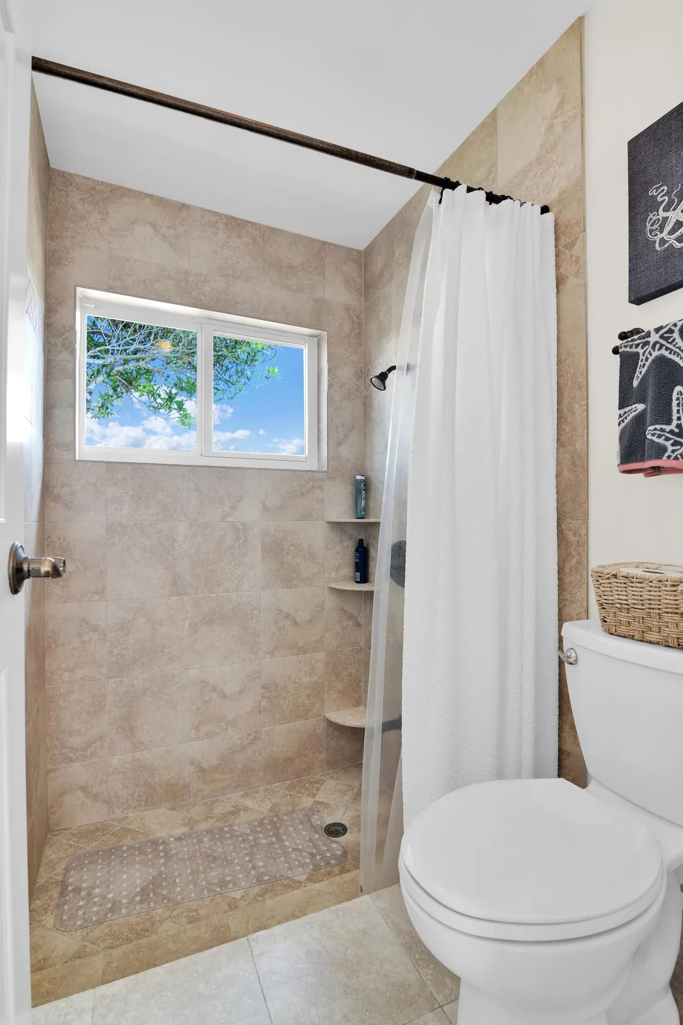 8975 NW First St Coral Springs 87