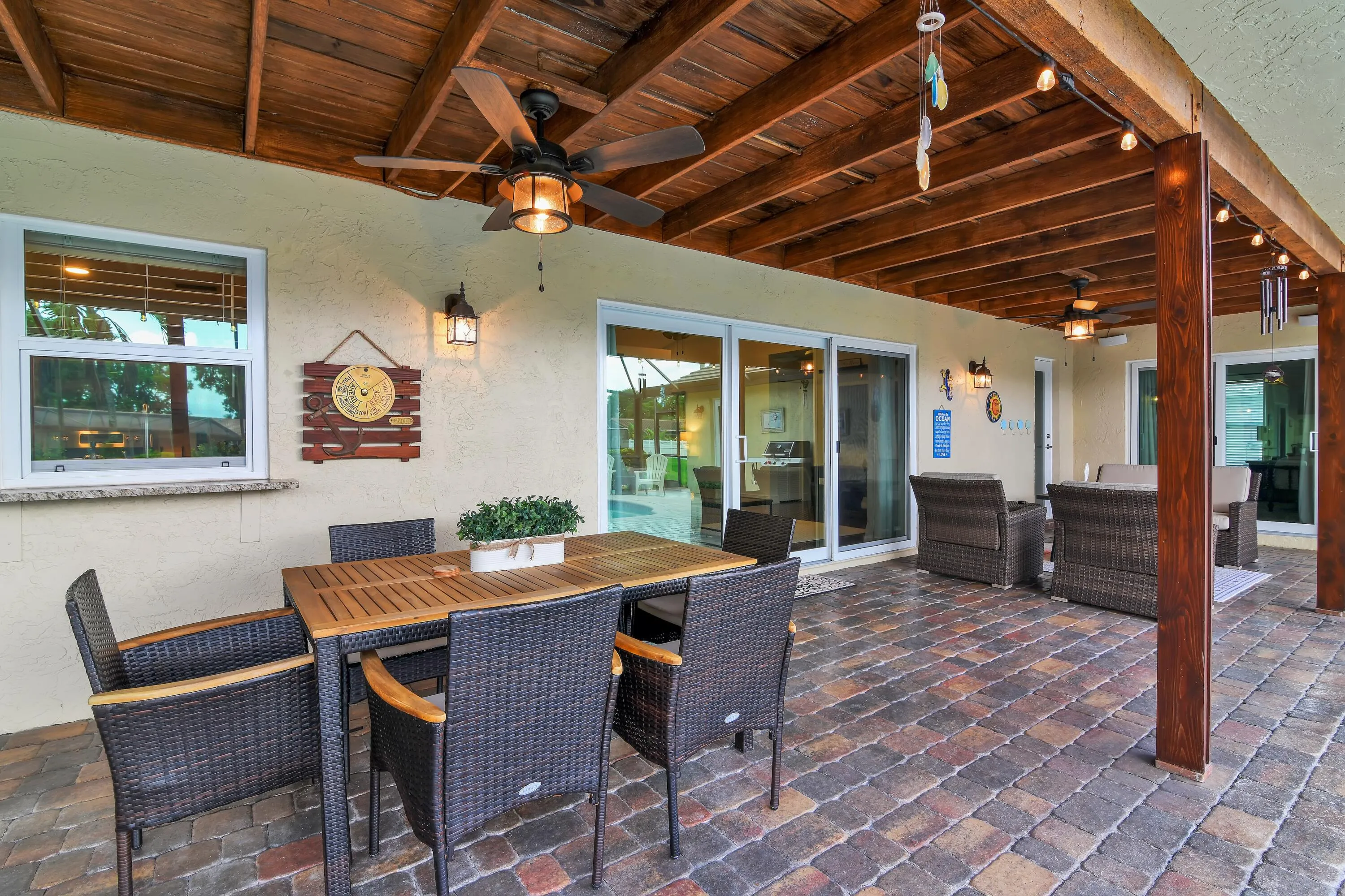 8975 NW First St Coral Springs 27