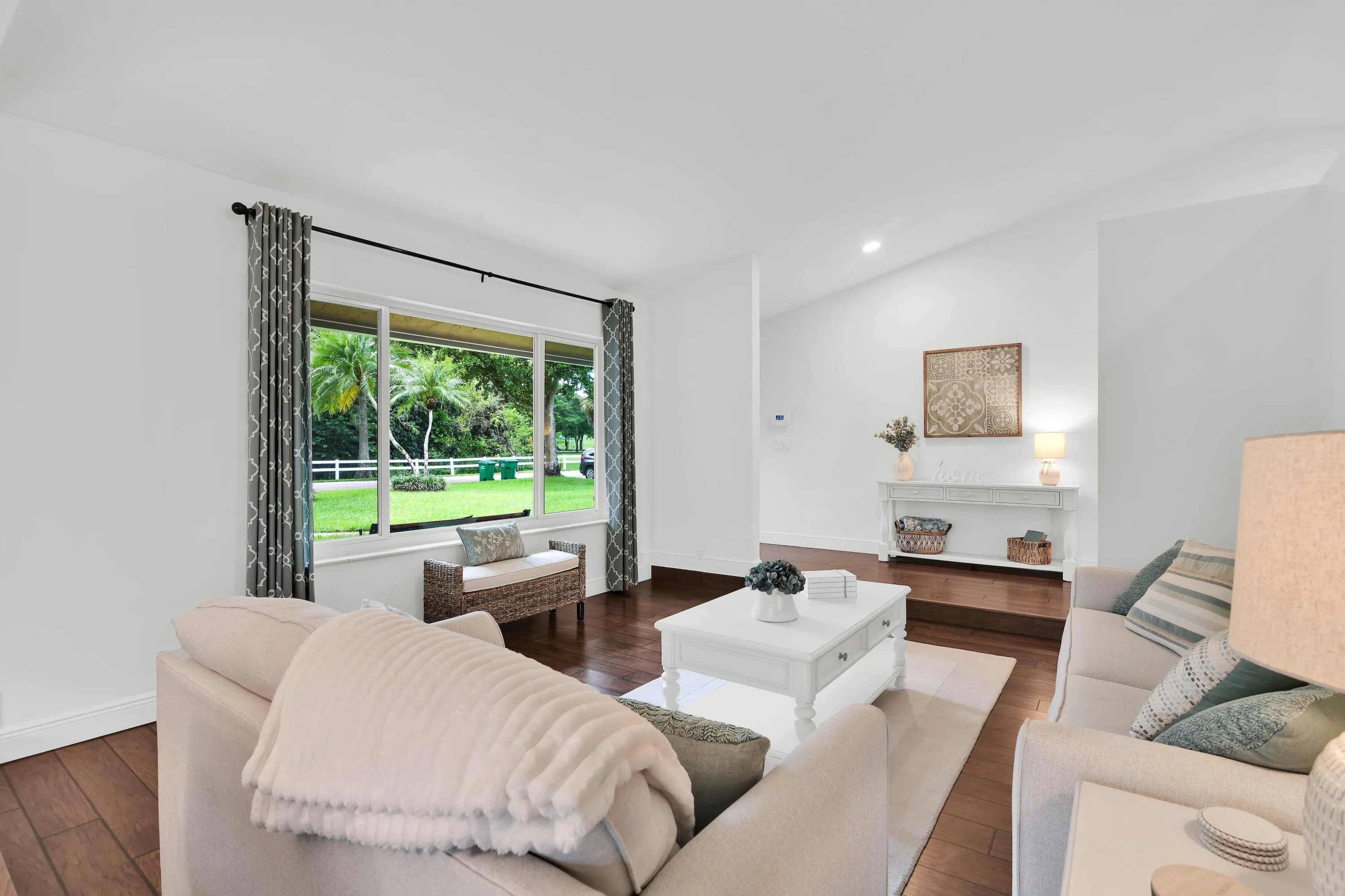 8975 NW First St Coral Springs 38