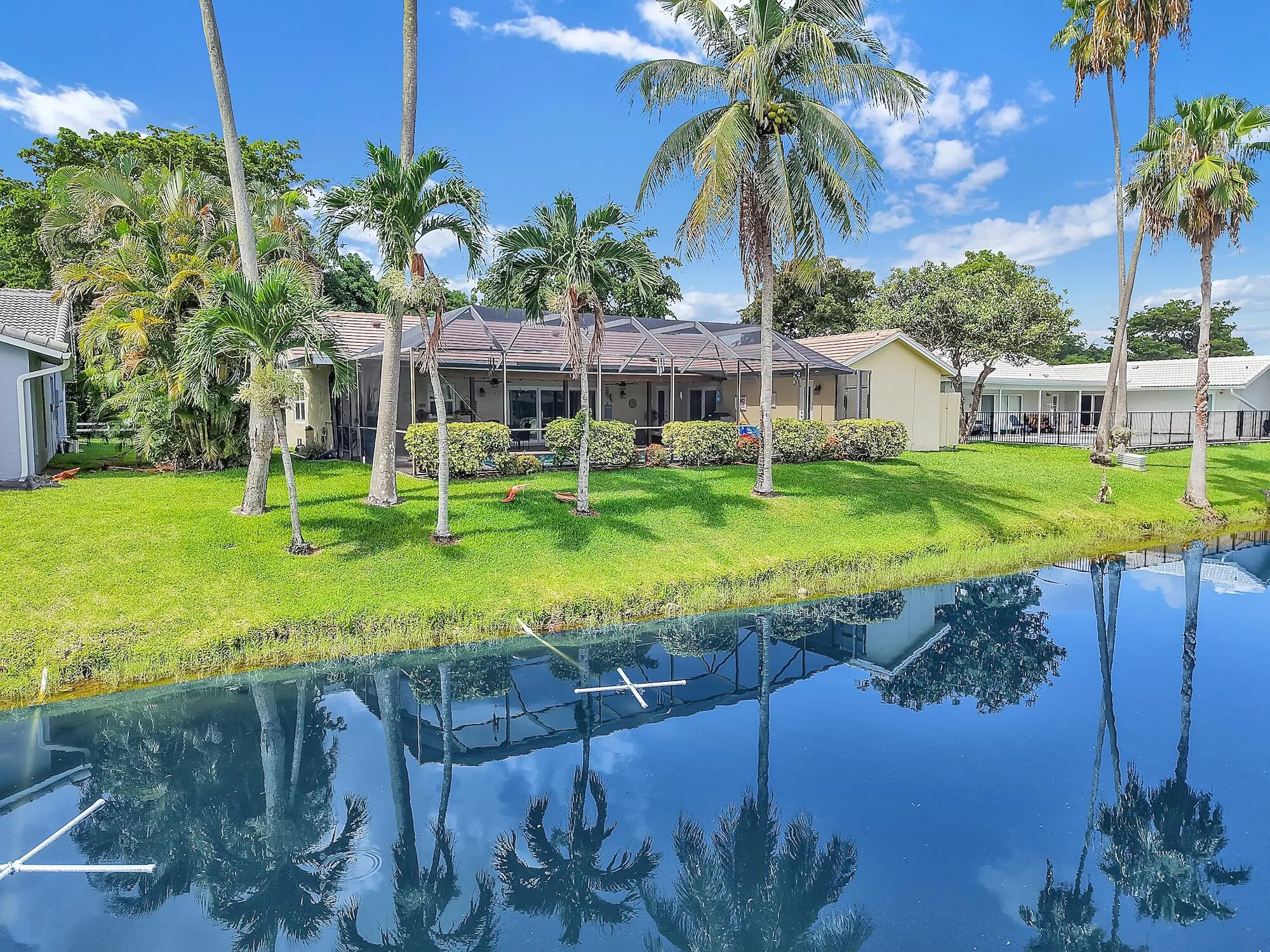 8975 NW First St Coral Springs 11