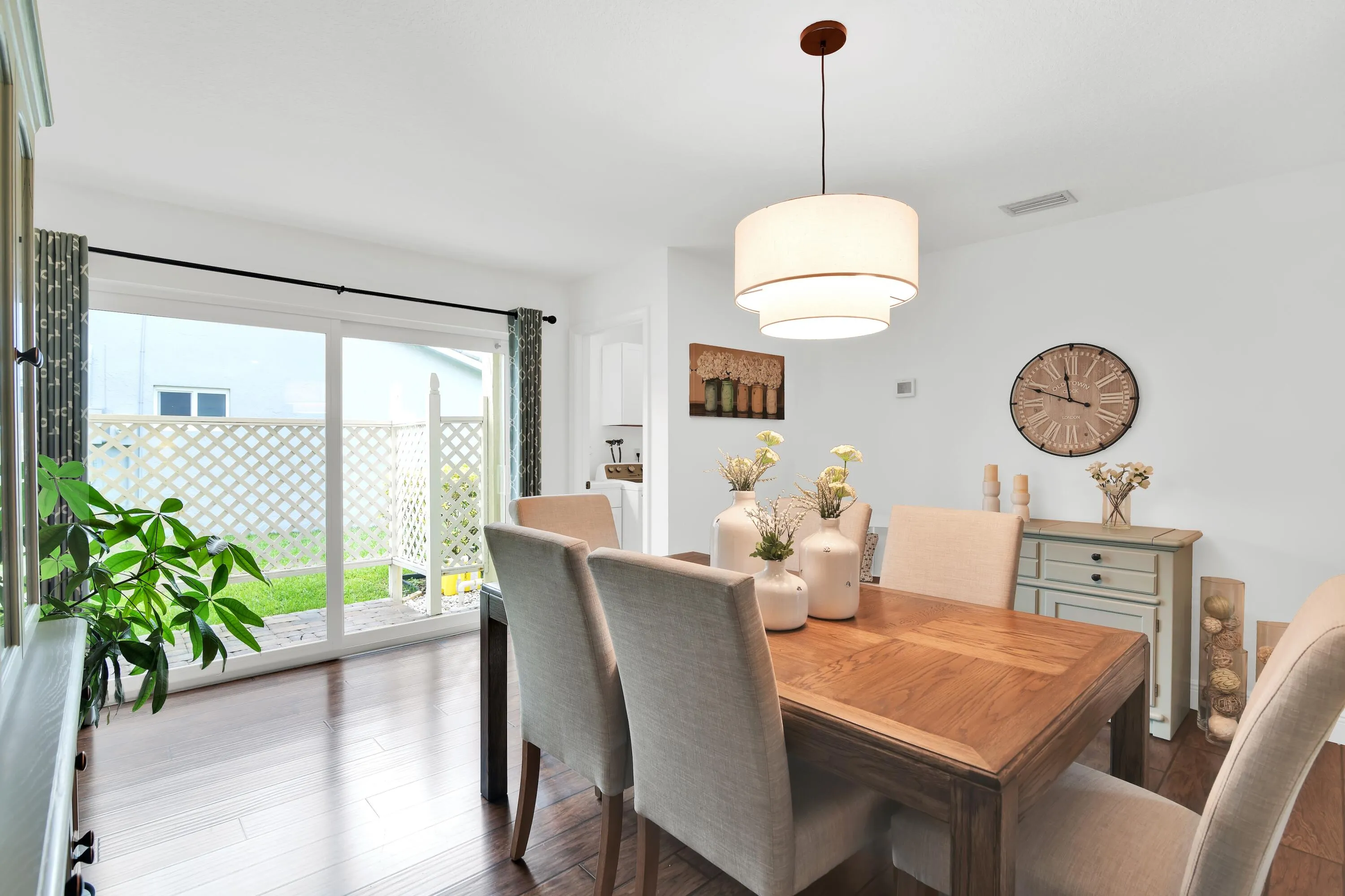 8975 NW First St Coral Springs 42