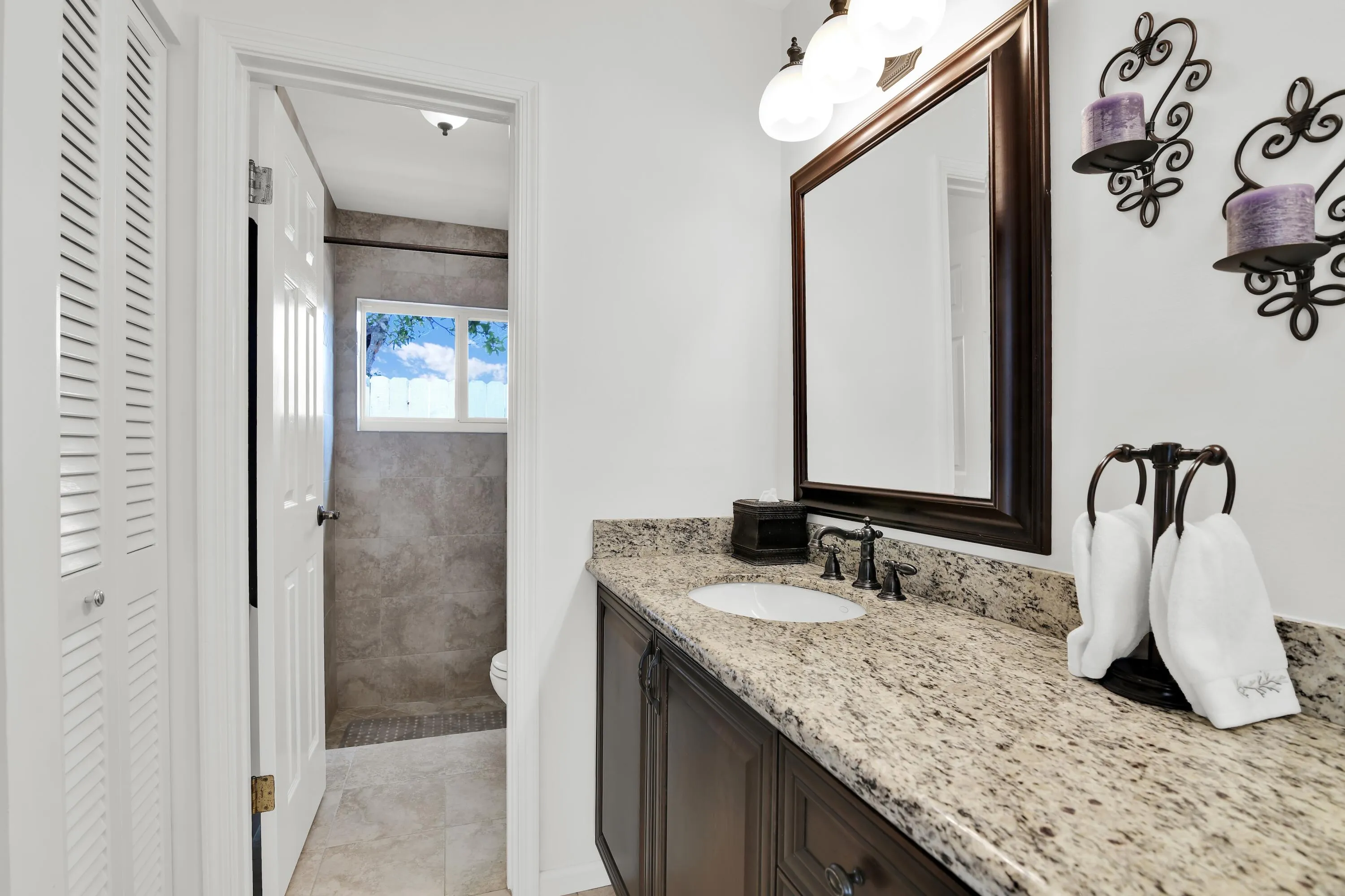 8975 NW First St Coral Springs 84