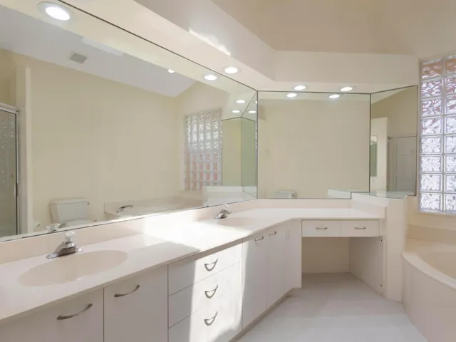 Principal Bathroom