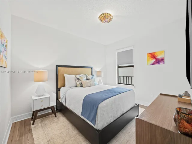 2nd bedroom